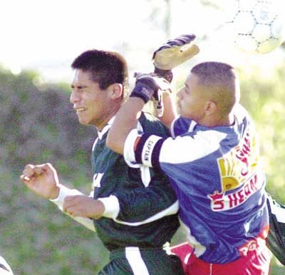 LO boys defeat Hollister 2-0