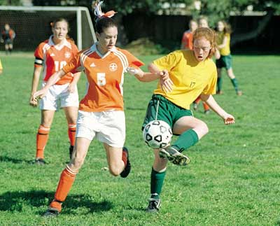 Santa Teresa prevails 1-0 in non-league test of strength