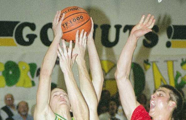 Live Oak dismantles TCAL rival Hollister