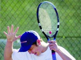 Acorn baseball knocks off Salinas, 13-3