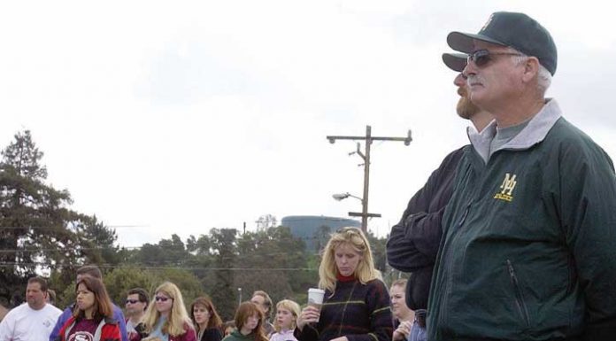 Rain holds off for opening ceremony