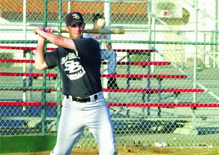 LO alum brings similar style of play