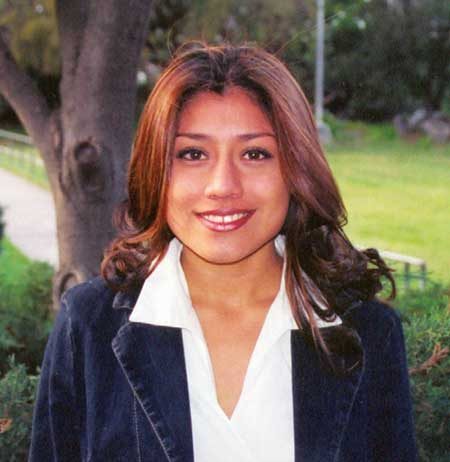 Hispanic students compete for scholarships