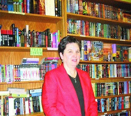 MH librarian heads to headquarters in SJ