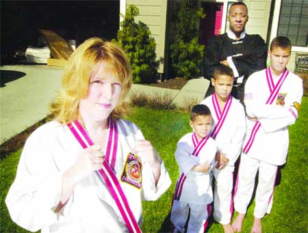 LO gets wins in volleyball, field hockey, water polo