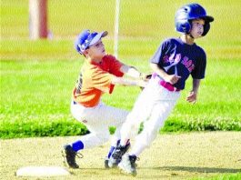 Red Sox hold off Mets to capture Pinto city title