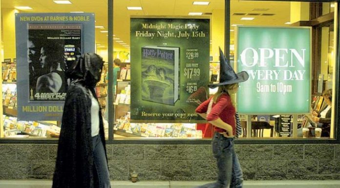 Blaze destroys barn near Hollister; chocolate factory spared