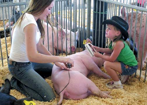 NFL: Raiders trounced by Saints