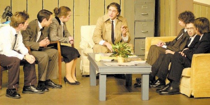 New theater group ready to break a leg