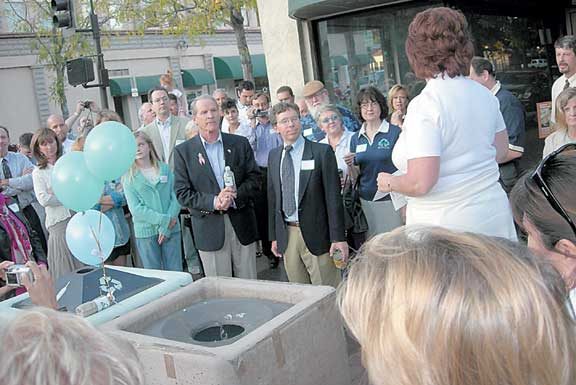 Police blotter: Woman, 33, accused of forgery