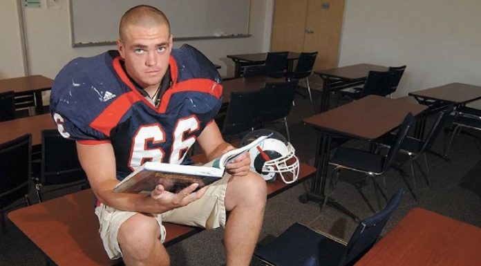 Former Acorn is a Scholar Athlete