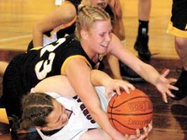 Bulldogs Tangle with Del Mar