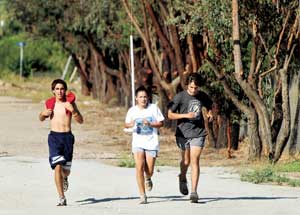 Cross Country Team Heads Into Season With 16 Runners