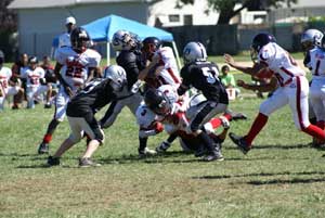 Pee Wee Raiders Shut Out By East Bay East