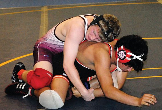 Shelton highlights tough weekend at Mid-Cals