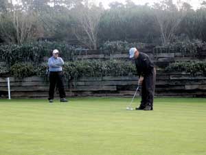 Ellis struggles in second round