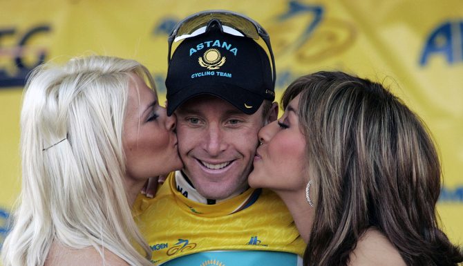 Cavendish holds off sprinters; Leipheimer maintains overall lead