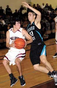 Behind Bynum, Bulldogs escape Evergreen Valley