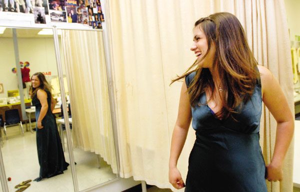 High school fashionistas