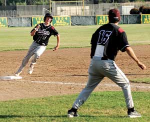 Bulldogs hold off Acorns to take Game 1