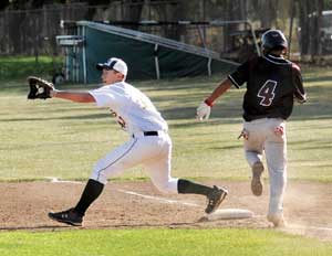 Sobrato beats Live Oak 5-4 to win season series