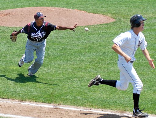 Top-seeded Los Gatos too much for Bulldogs