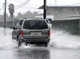 Flooding, power outages reported in midst of ongoing storm