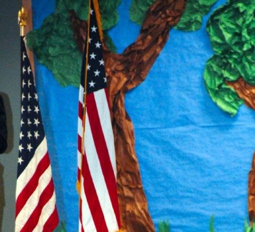 Los Paseos’ students bring vet to school