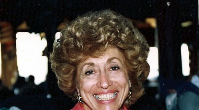 ‘Flying Lady’ Jan Perlitch dies