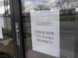 Storage closure sends renters scrambling