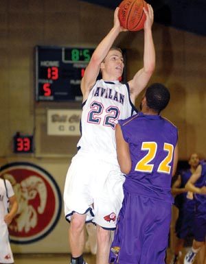 MEN’S BASKETBALL: Rams fall to first-place Jags, 92-60