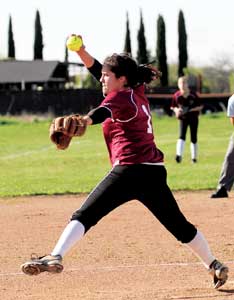 SHS SOFTBALL PREVIEW: Leaders in the making