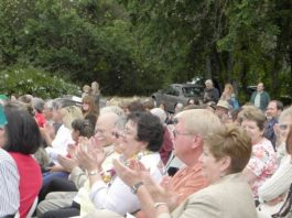 A peachy-keen farewell for MHUSD retirees