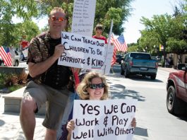 Live Oak High School flag feud entices Tea Party rally