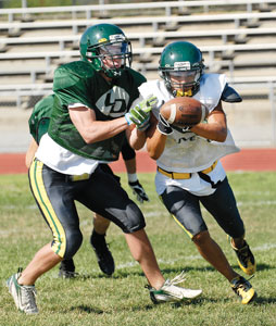 FOOTBALL: LO offense helping its cause