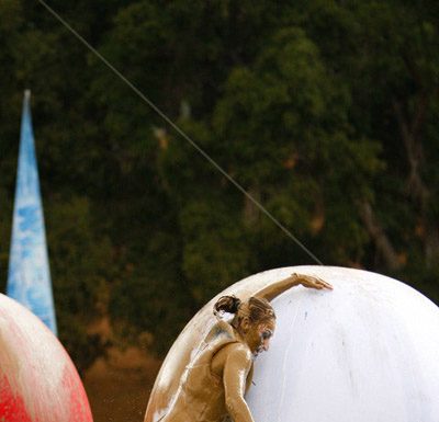 Local cop competes on “Wipeout”