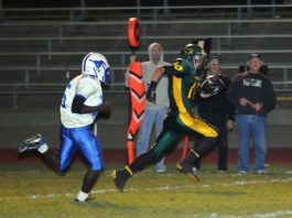 FOOTBALL: Acorns run away to first win over Pioneer since 2006