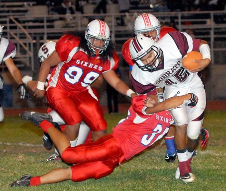 FOOTBALL: Bulldogs blindsided by Independence in ST opener