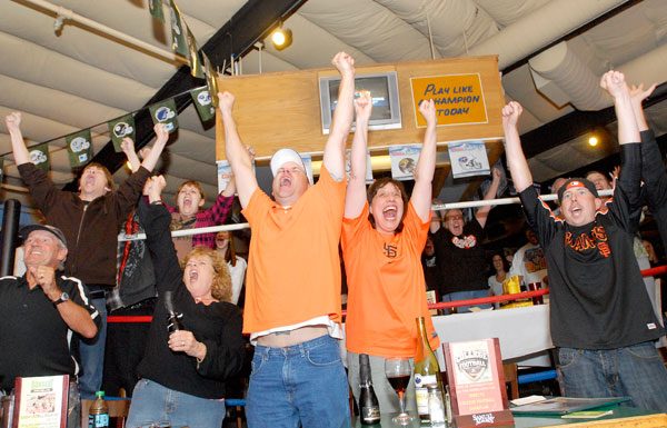 Giants capture World Series with 3-1 win in Game 5 over Rangers