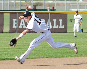 Bulldogs’ woes continue in 9-3 loss to Santa Cruz