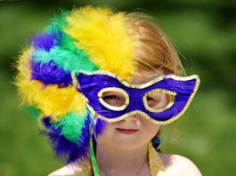 Mushroom mania: Mardi Gras festival attracts thousands