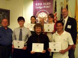 Gilroy Elks awards $5,500 in scholarships