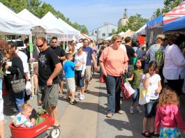 Farmers’ market opens