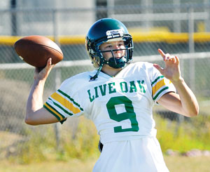 Acorns, Bulldogs enjoy ‘fun’ workouts Saturday, as depth charts continue taking shape