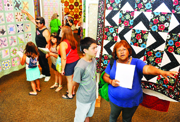 Harvest Quilt and Fiber Arts show attracts 5,000 visitors