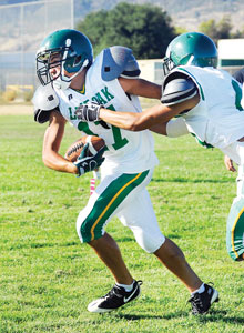 Linemen ready to carry the weight for Live Oak in 2011