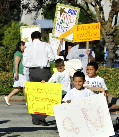 Update: MHUSD protesters plan to return this afternoon