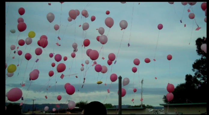 Hundreds show up for Sierra LaMar vigil Monday