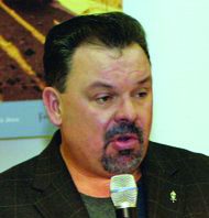 Artist Thomas Kinkade dies