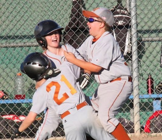 Baseball: Walk-off win lifts Mustangs B to elimination bracket win